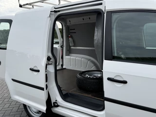 Volkswagen Caddy 2020 - 2.0 TDI / L1H1 / 1e EIGENAAR / TREKHAAK / AIRCO / CRUISE / IMPERIAAL zdjecie 9