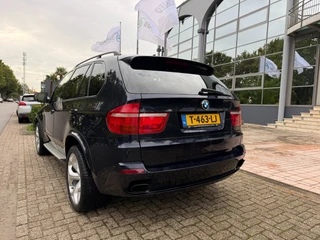 BMW X5 2007 - XDrive48i aut /M pakket/pano,sport leer,o.h Boekjes image 3 thumbnail