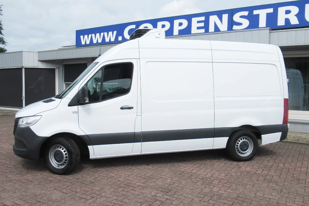 Mercedes-Benz Sprinter 2022 - 317 CDI Koel / Vries/ verwarmen Carrier Xarios 350 + 220 volt nacht stekkerL2/H2 afbeelding 16