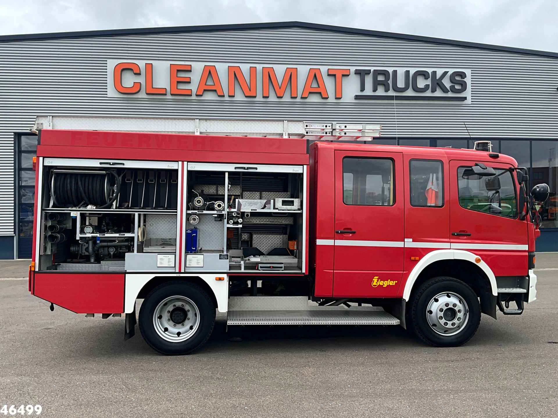 Mercedes-Benz Atego 2002 - 918 4x4 ZIEGLER Brandweer / materiaalwagen Just 17.693 km! afbeelding 4