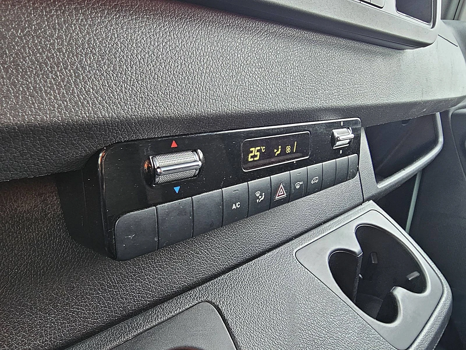 Mercedes-Benz Sprinter 2021 - 316 image 11