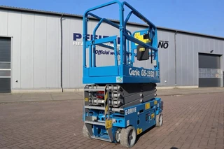 Genie 2022 - GS1932 E-Drive E-drive, 8m Working Height, 227kg C Bild 2 Miniaturansicht
