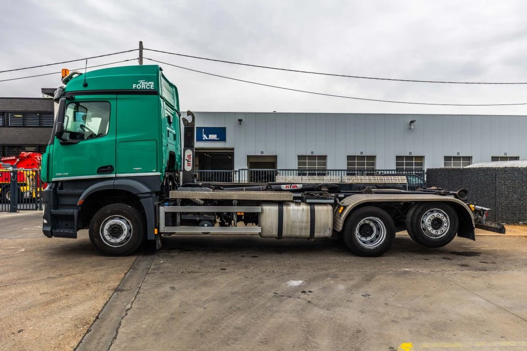 Mercedes-Benz 2014 - AROCS 2643 L obrázek 3