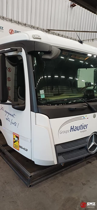 Mercedes-Benz Actros 2015 - Occ cabine Mercedes MP4 immagine 1