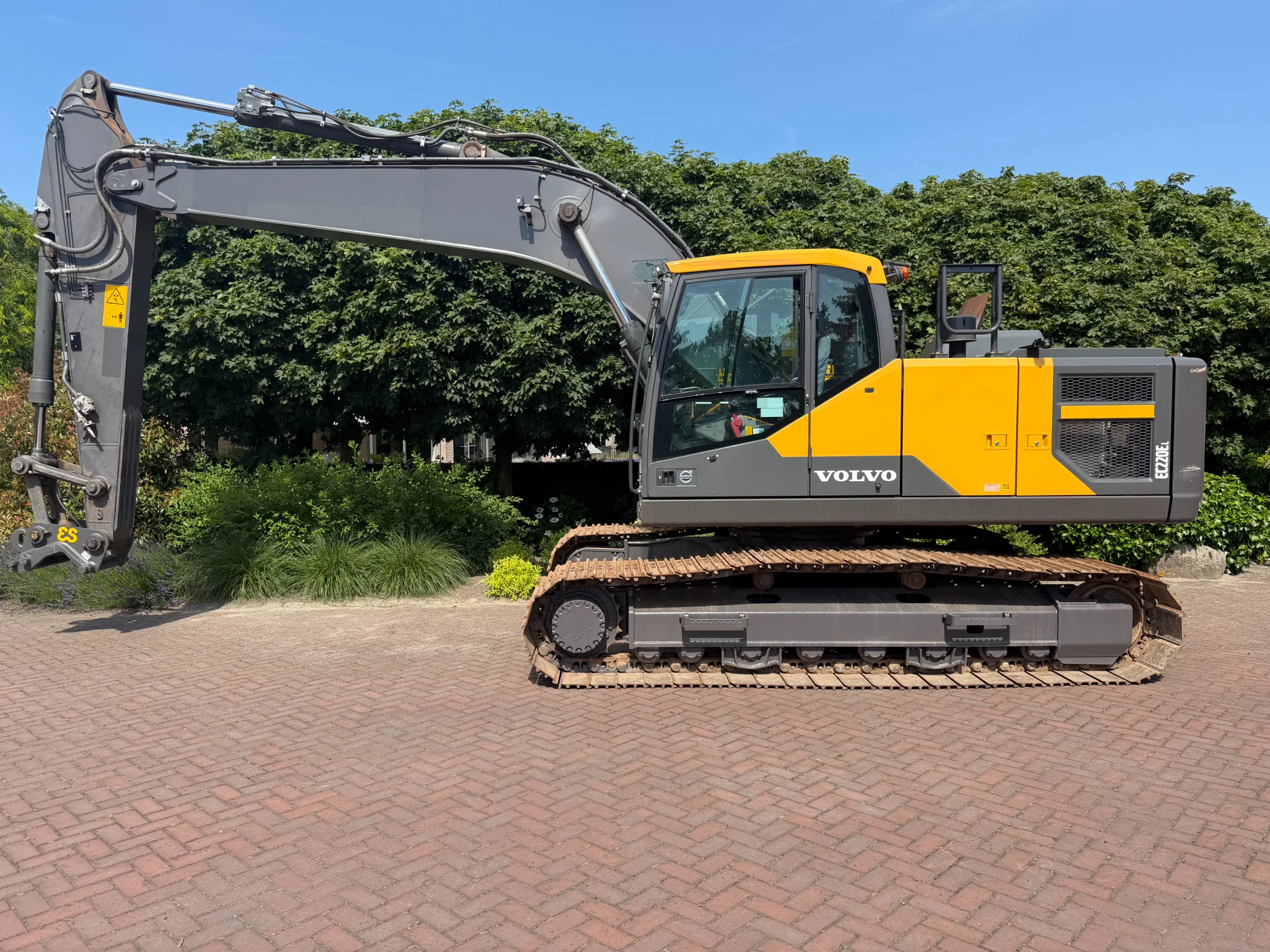 Volvo 2021 - EC220 EL afbeelding 1