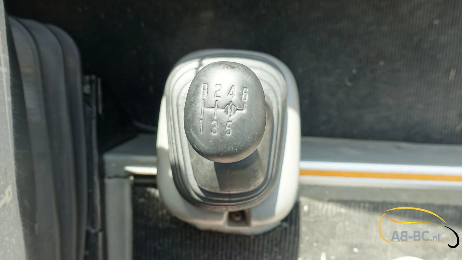 Isuzu Turquoise 30 seats EURO 6 2016 afbeelding 81