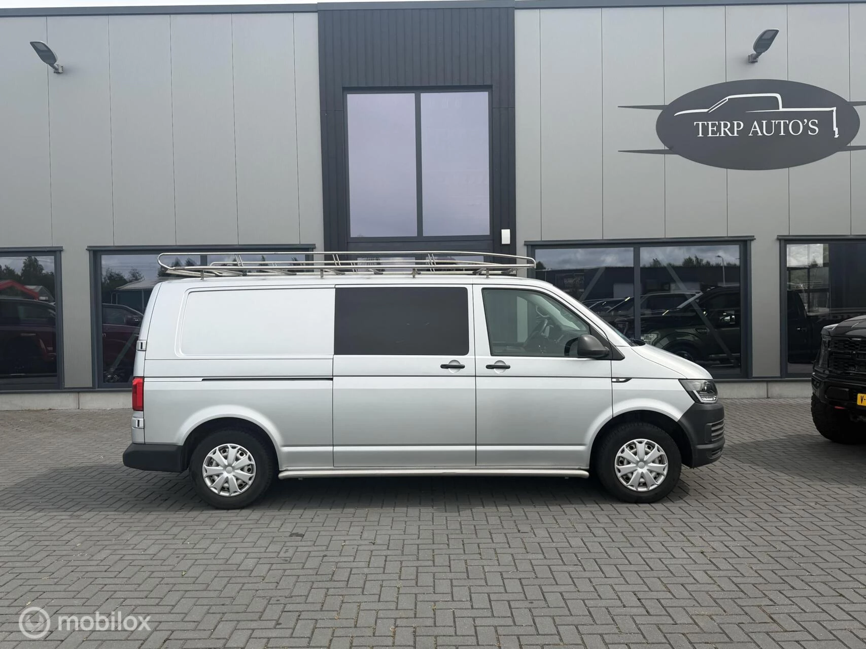 Volkswagen Transporter 2017 - 2.0 TDI L2H1 140pk 2017 afbeelding 4