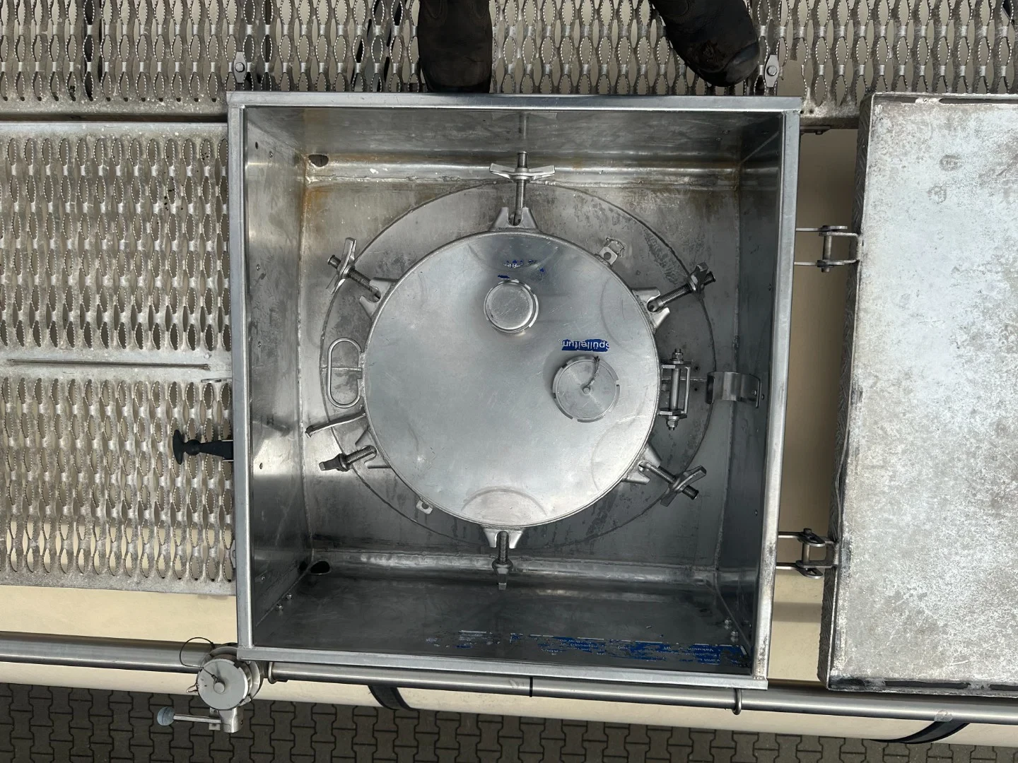 Feldbinder 1999 - LEBENSMITTEL / LEVENSMIDDELEN / FOOD / 33.500L / 3-COMP / PUMPE / LIFTACHSE obrázek 49