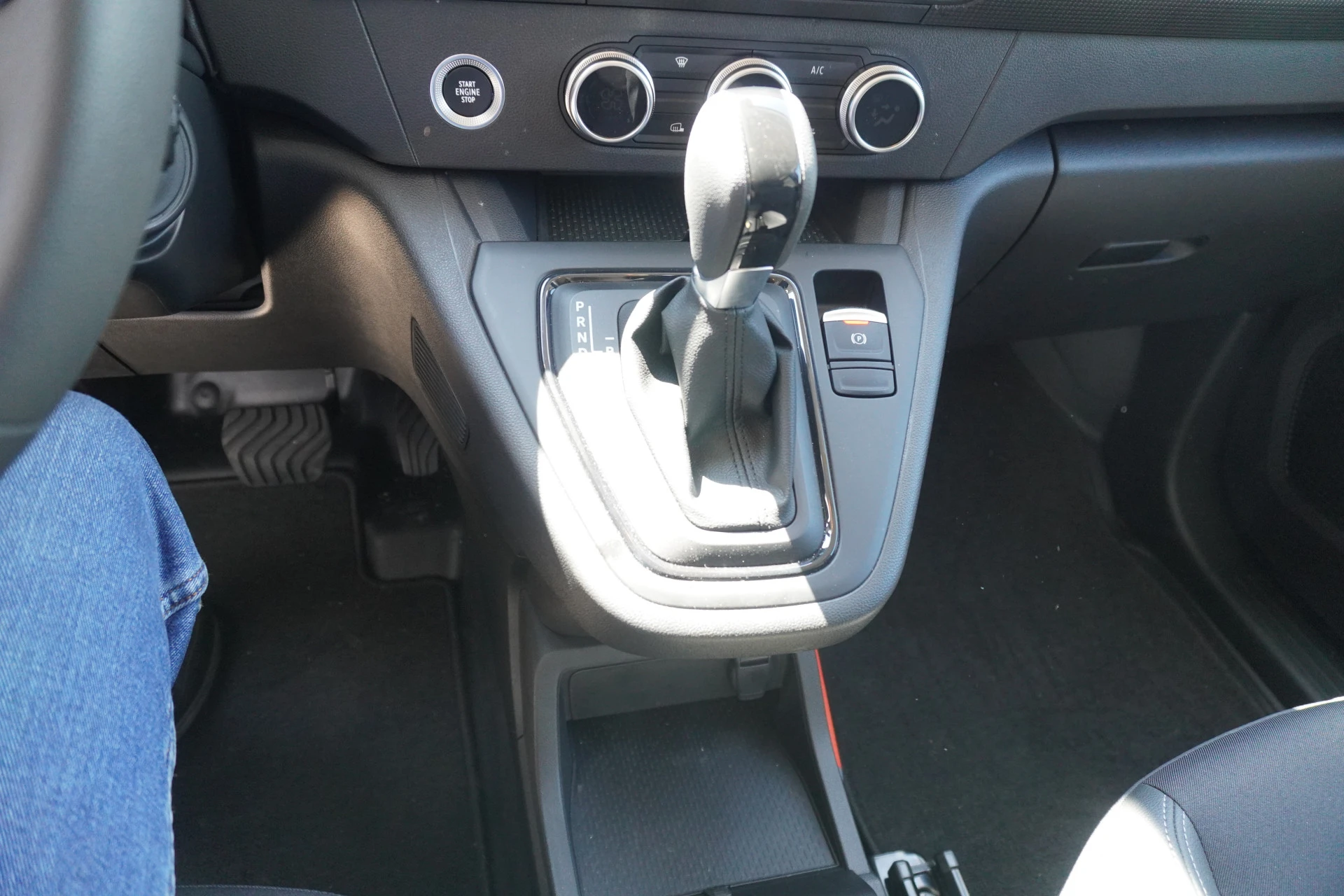 Renault Kangoo 2026 - E-Tech Advance L2 44 kWh 122PK Automaat Opklapbare Dubbelcabine afbeelding 22