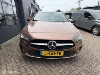 Mercedes-Benz A-Class 2021 - 250 e 5-2021 Airco Navi Leder SOH 95,4% image 8