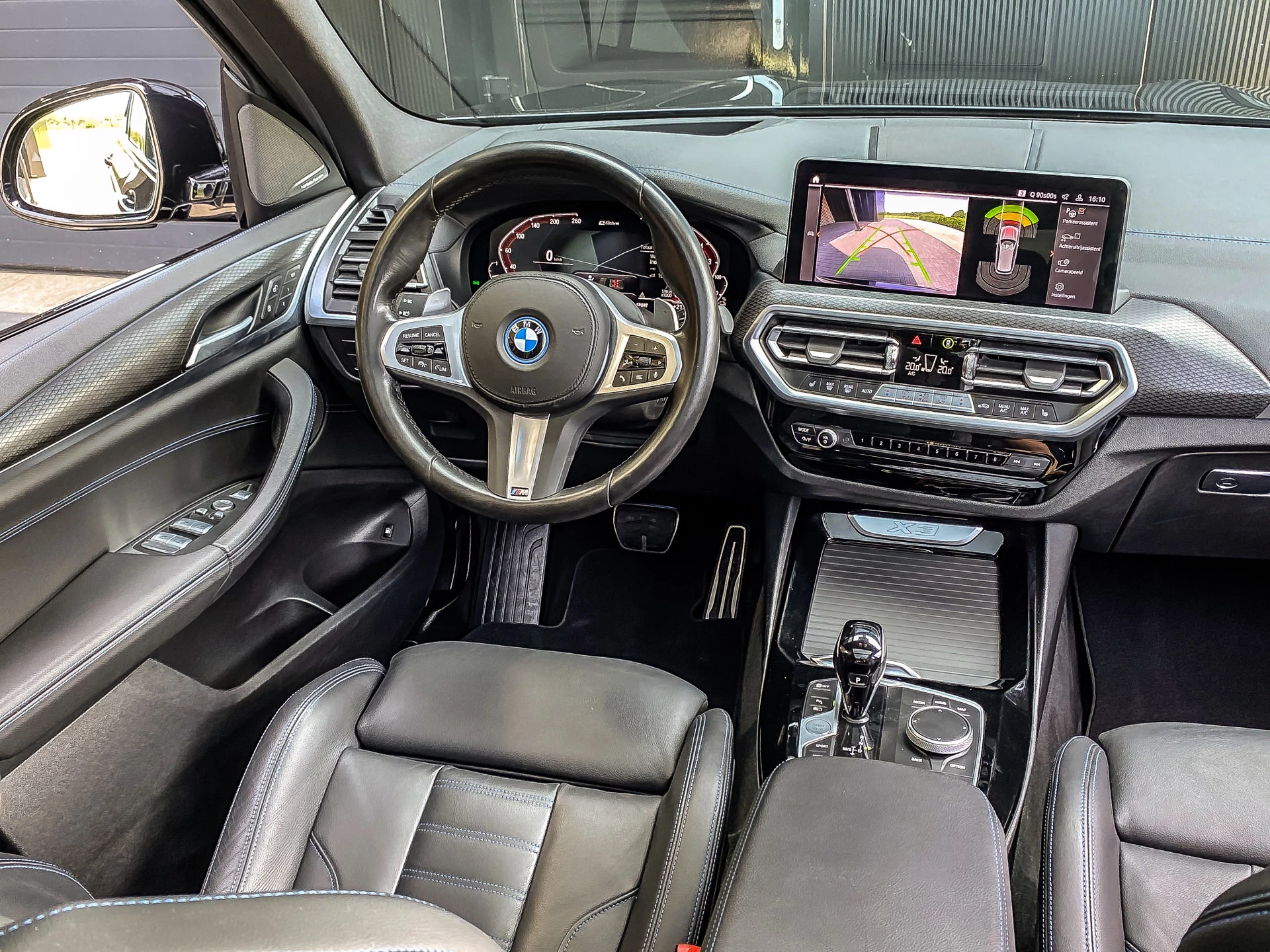 BMW X3 2023 - xDrive30e 292PK High Executive M-Sport obrázek 8