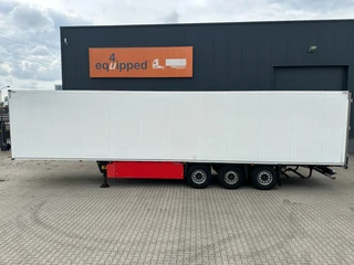 Schmitz Cargobull 2015 - THERMOKING SLXi 300 D/E / DISCBRAKES / 2x LIFTAXLE / PALLETBOX / NL-trailer / APK: 04-2027 immagine 2 miniatura