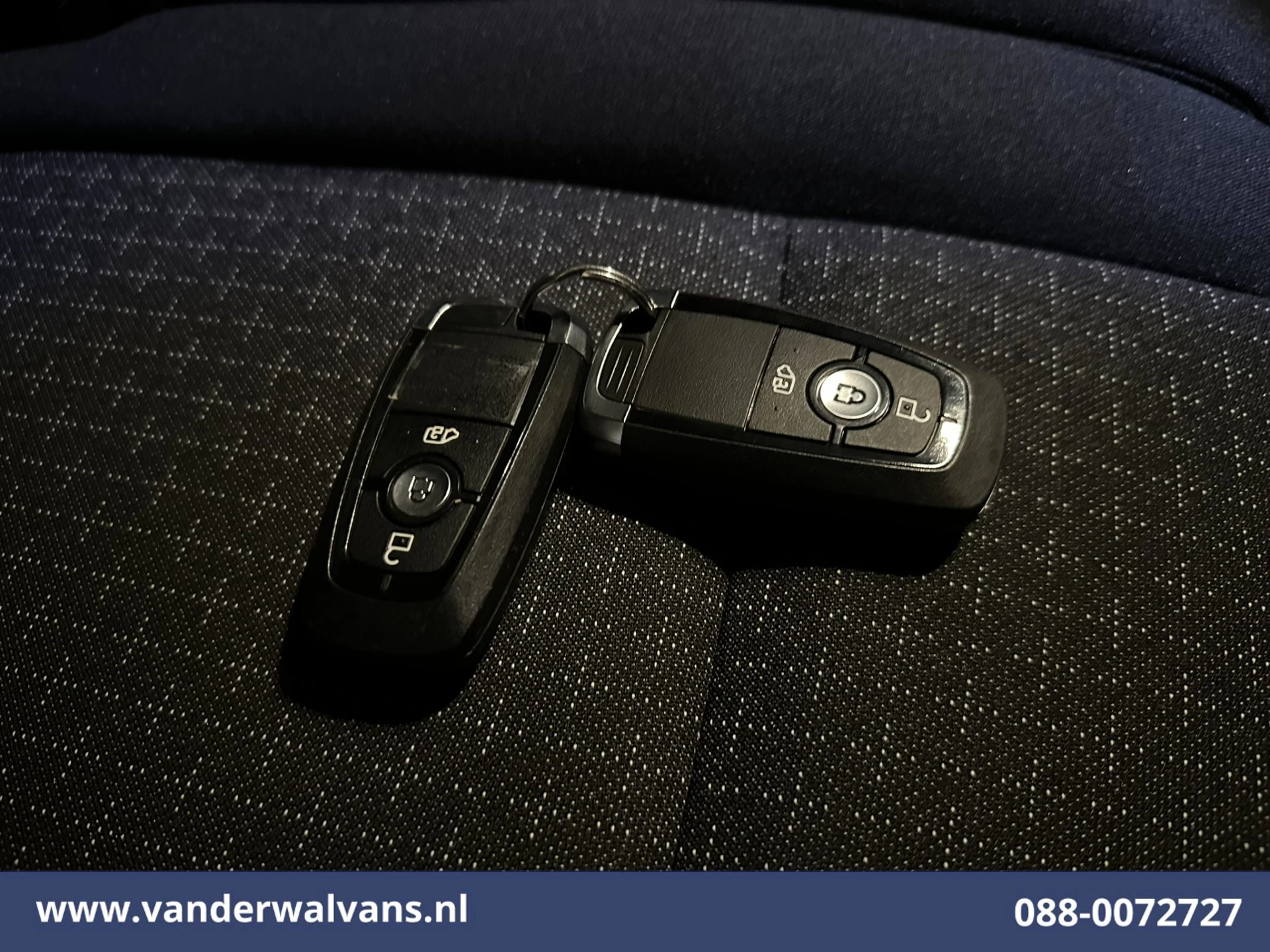 Ford Transit Custom 2024 - 2.0 TDCI 111pk L1H1 Euro6 Airco | Camera | Apple Carplay | LED | Cruisecontrol Bild 20