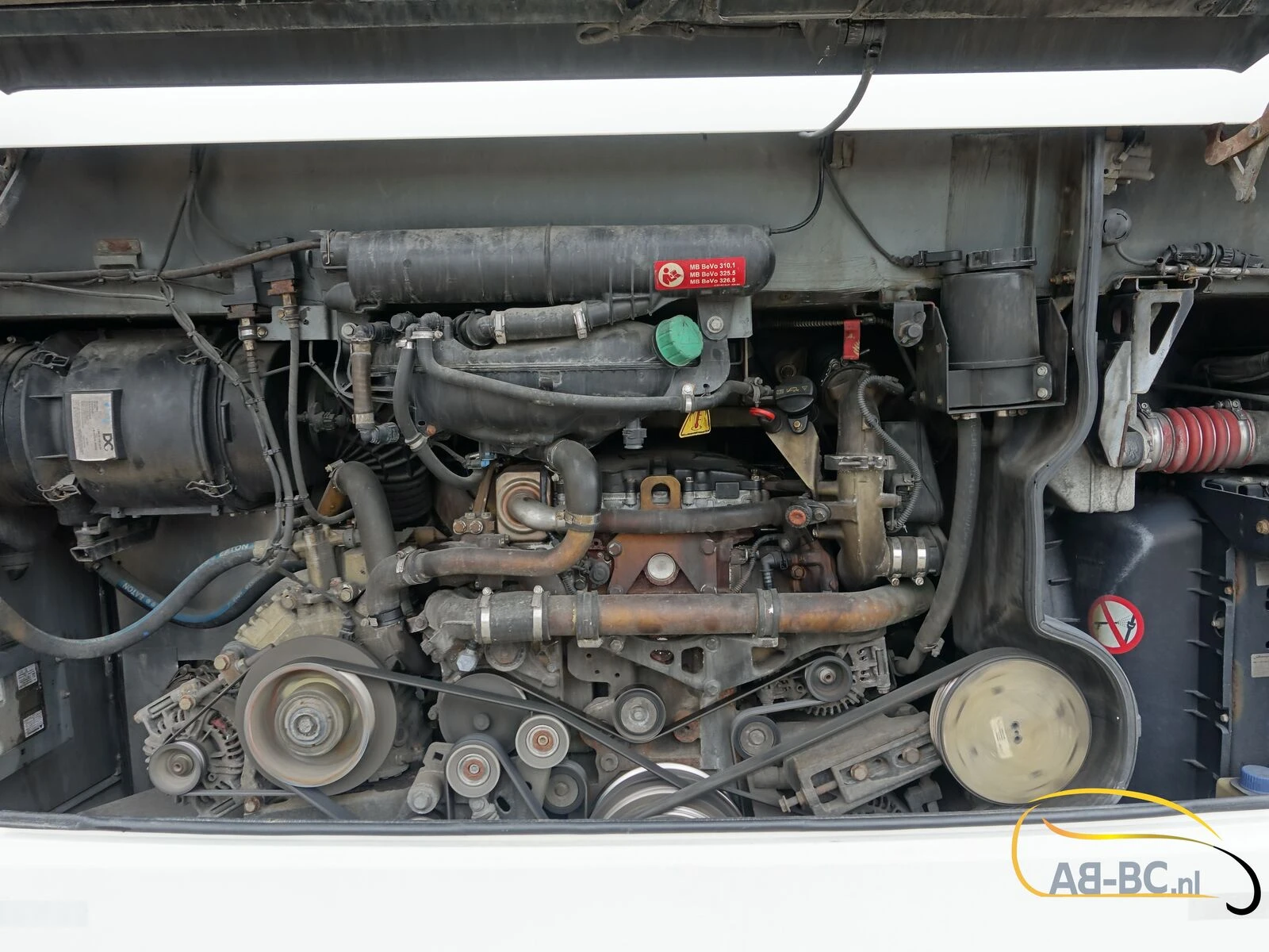 Mercedes-Benz Intouro 49 Seats Liftbus EURO 6 2016 image 15