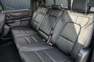 Dodge Ram 1500 2024 - 1500 LIMITED 5.7L V8 | 1e Eigenaar | Head up | Luchtvering | Rambox | Split Tailgate | Pano | Harman / Kardon изображение 14