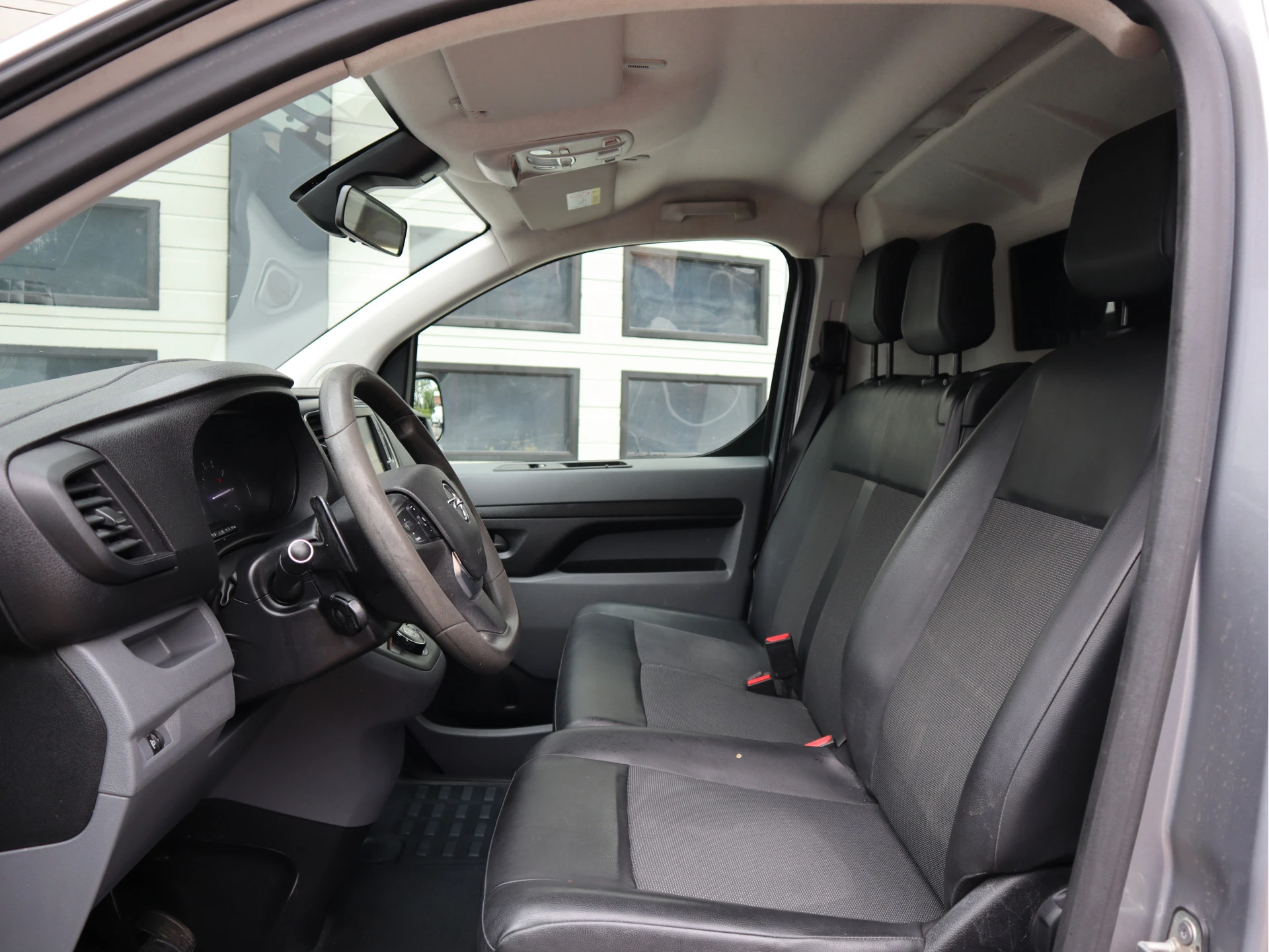 Opel Vivaro 2019 - 2.0 CDTI 123pk Euro 6 Automaat - L3 - Airco - Cruise - Trekhaak obrázek 11