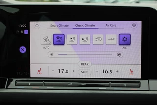 Volkswagen Golf 2020 - 1.5 eTSI Style PANORAMADAK MEMORY ACC SFEER CARPLAY obrazek 27