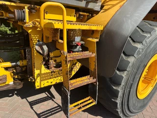 Volvo N/A 2008 - L120 F image 10