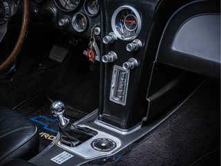 Chevrolet Corvette 1966 - Stingray cabriolet obrazek 23