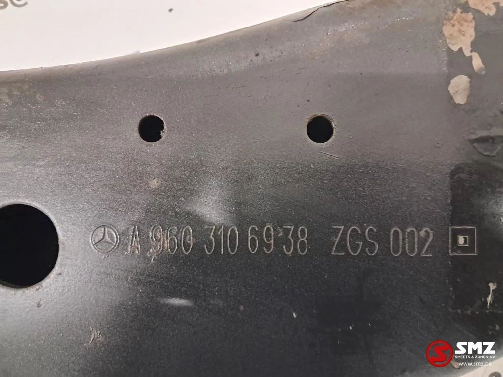 Mercedes-Benz 2015 - Occ framedwarsbalk voorzijde Mercedes Bild 3