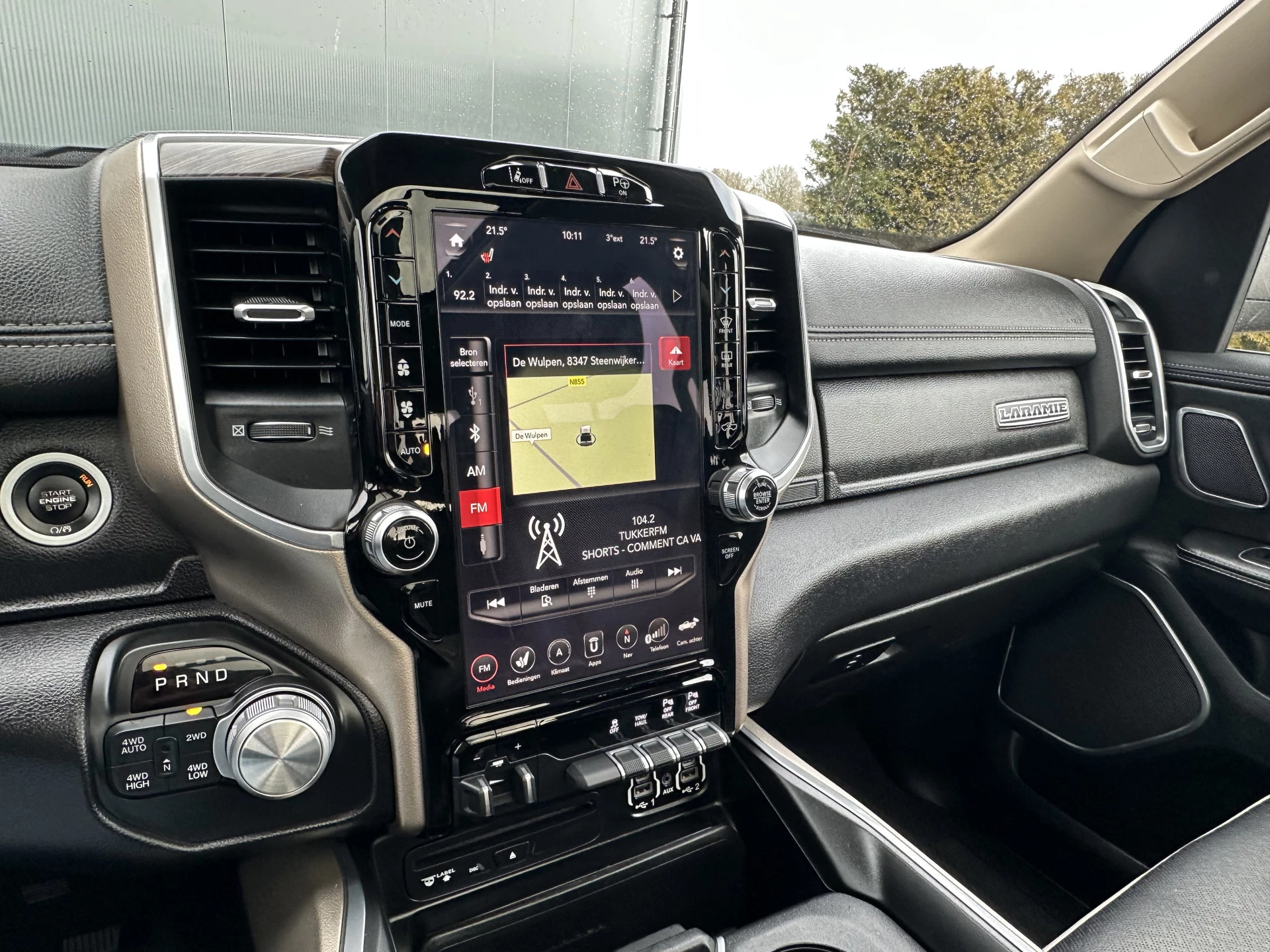 Dodge Ram 1500 2018 - 5.7 V8 LARAMIE / LPG / TREKHAAK 3.5T / ADAPTIVE CRUISE / LUCHTVERING / CAMERA / PANO / 12 INCH SCREEN / DELMONICO RED zdjęcie 12