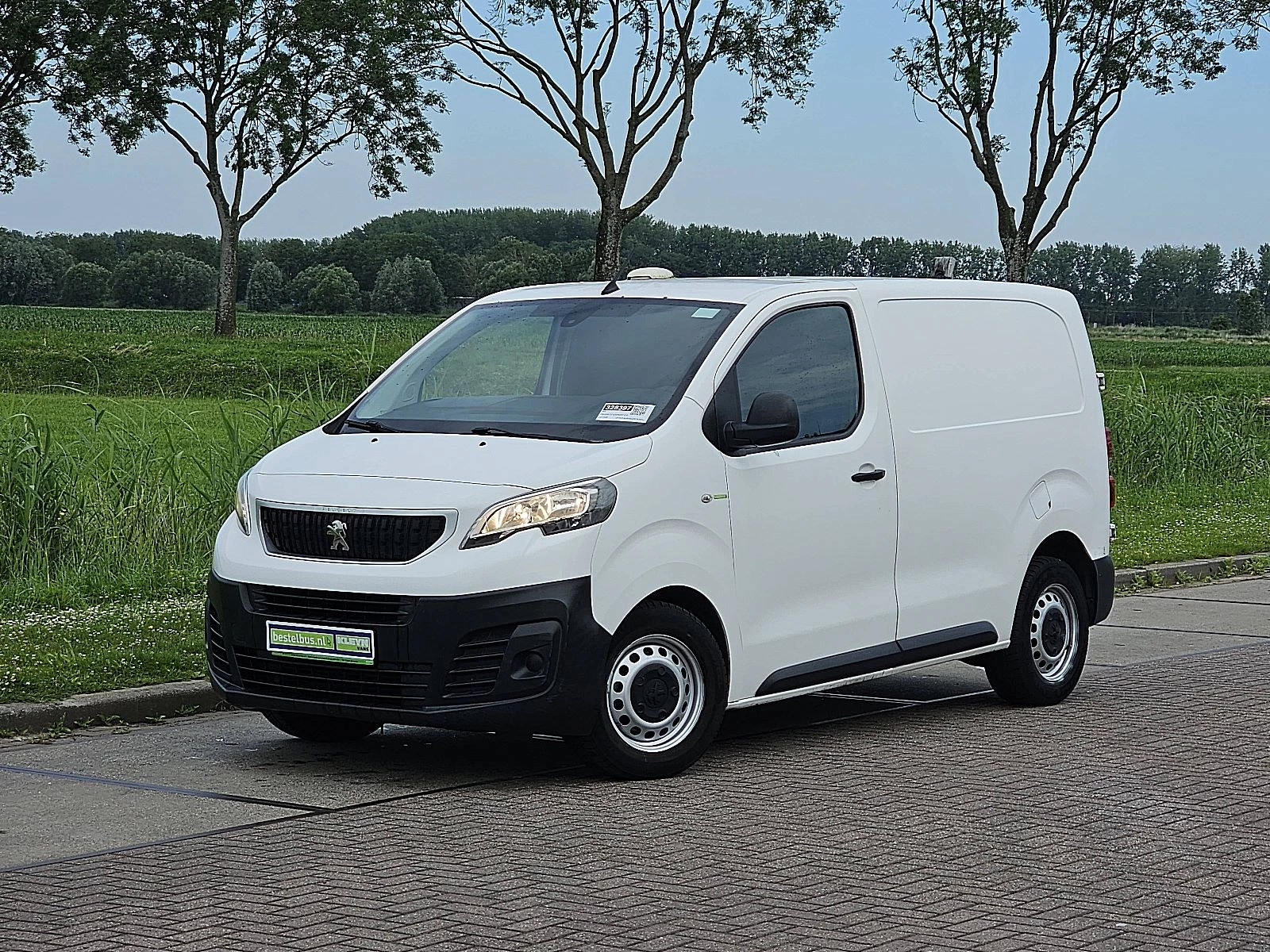 Peugeot Expert 2017 - 2.0 Bild 2