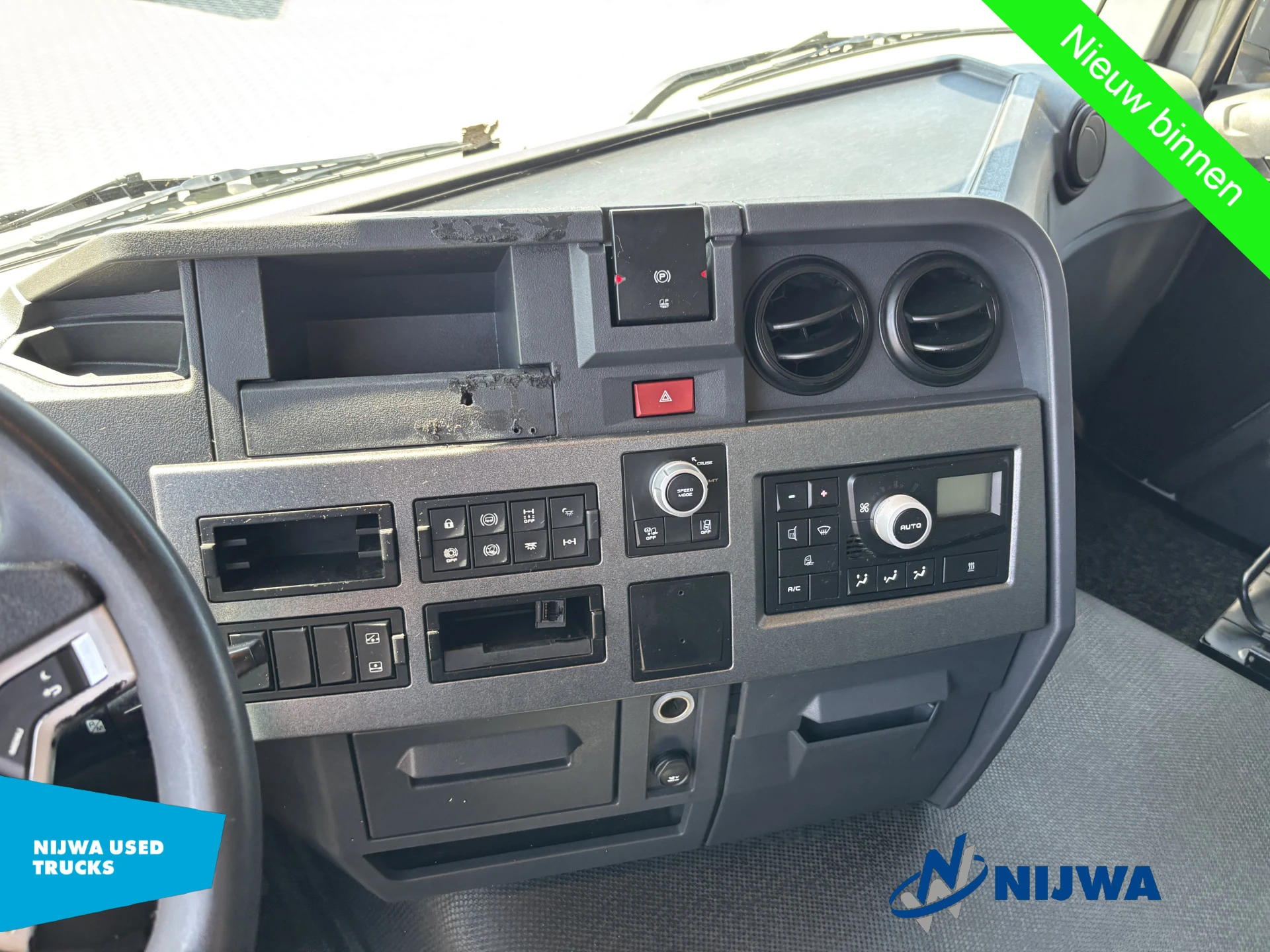 Renault T 430 4x2 New tacho + Standkachel 2018 afbeelding 16