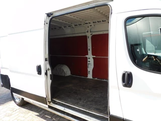 Peugeot Boxer 2019 - 435 2.0 BlueHDI L3H2 Premium obrazek 6