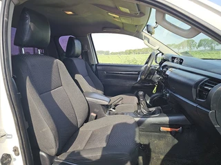 Toyota Hilux 2021 - HI-LUX 2.4 image 7