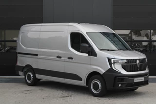 Renault Master 2024 - T35 2.0 dCi 170pk L2H2 Extra - Navigatie - Camera - 270 gr deuren - Parkeersensoren - Draadloos laden - Rijklaar image 3
