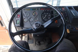 Volvo F 10 1979 - F10 4x2 - 1979 - Container Oldtimer image 7