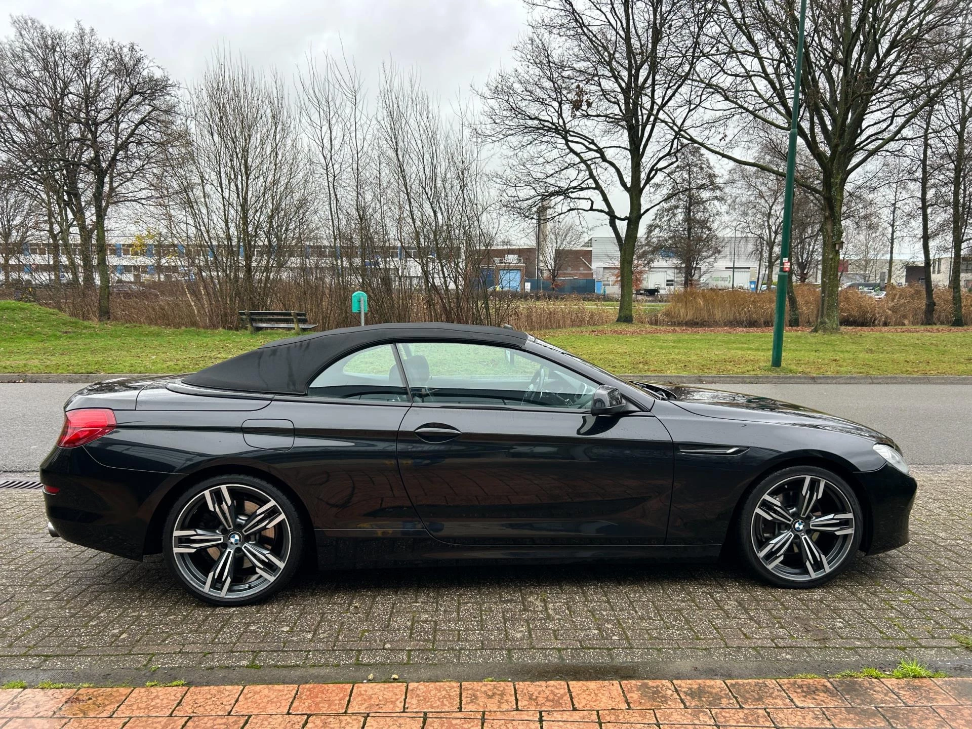 BMW 6 Serie 2011 - Cabrio 640i High Executive aut afbeelding 4