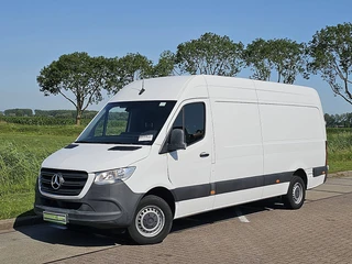 Mercedes-Benz Sprinter 2021 - 317 obrazek 2