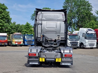 Scania S 2023 - 660S V8 NGS Highline 6x2 - Retarder - Full air - Leather - Led - Alloy wheels obrazek 6