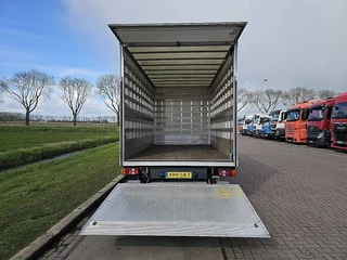Mercedes-Benz Sprinter 2023 - 315 zdjecie 13