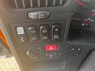Scania P 2008 - P360 image 34