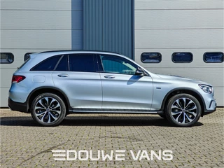Mercedes-Benz GLC 2021 - 300e 4Matic Airco Ambiente Night Pakket Trekhaak obrazek 3