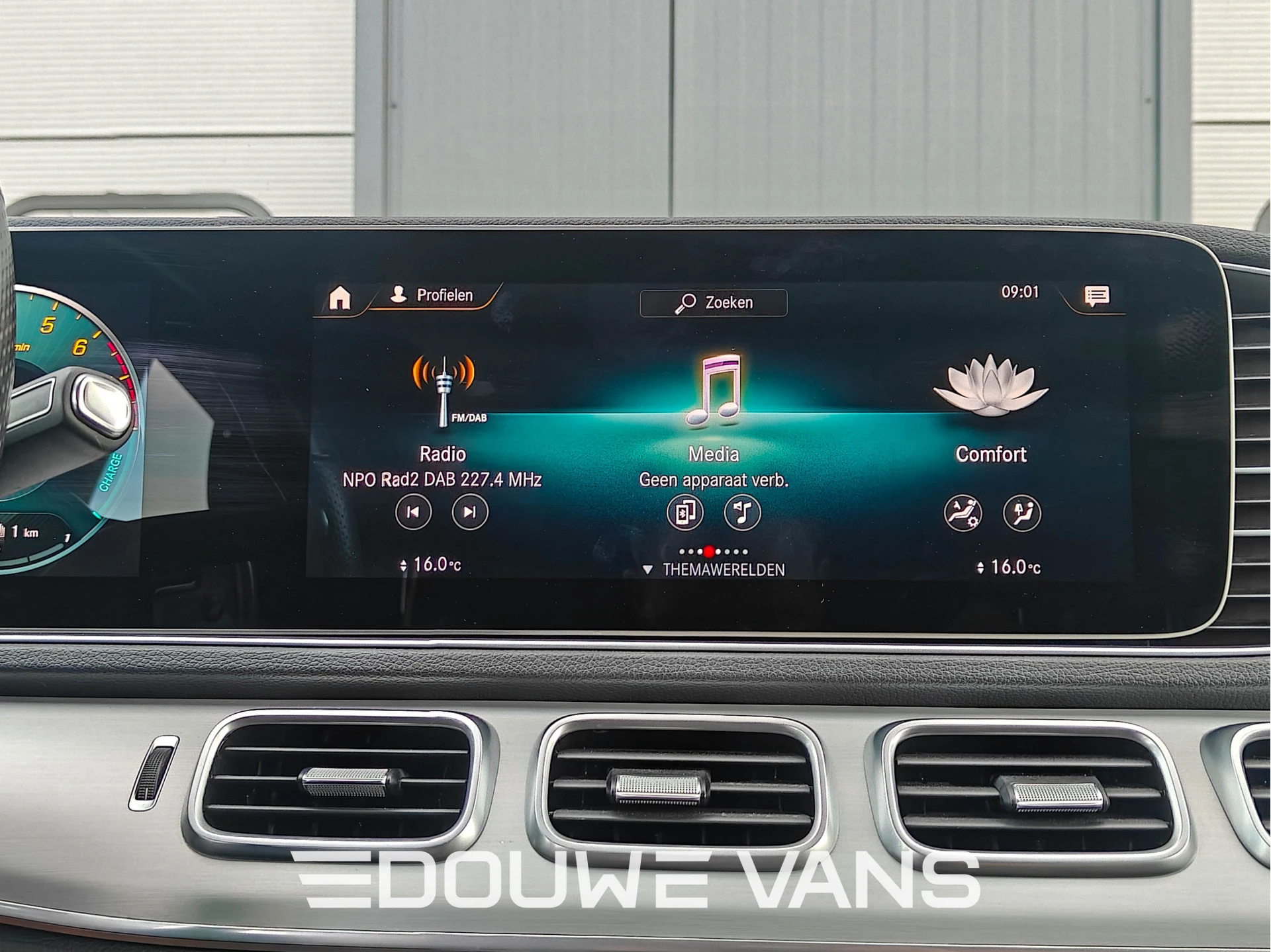 Mercedes-Benz GLE 2021 - 350e 4Matic Trekhaak AMG Leder Panorama afbeelding 19