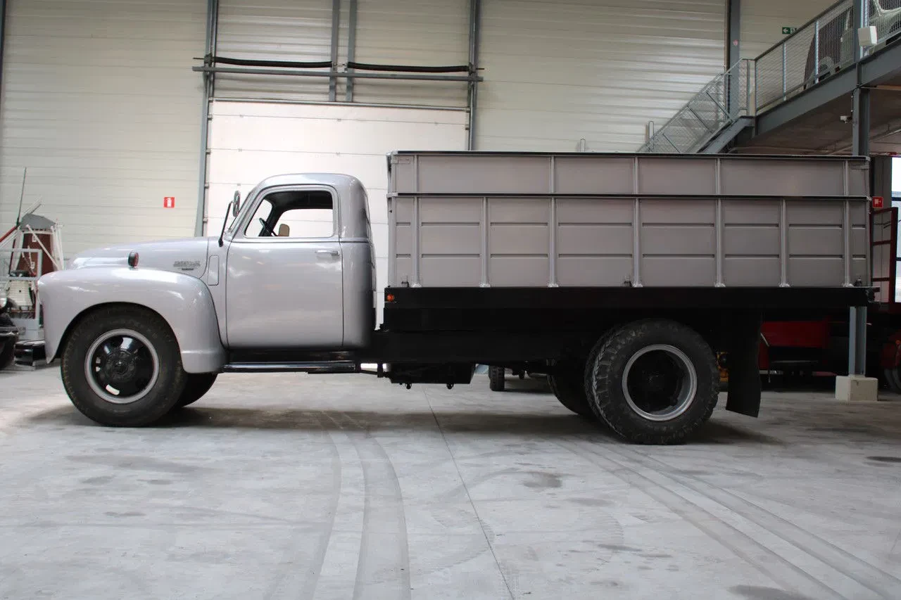 Chevrolet 1948 - Loadmaster zdjęcie 3