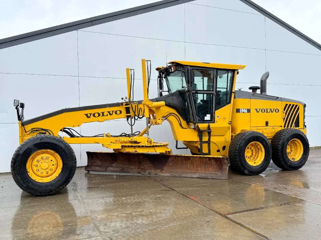 Volvo 2008 - G946 AWD - 4.25m Blade Width / Airco / 6x6 image 1