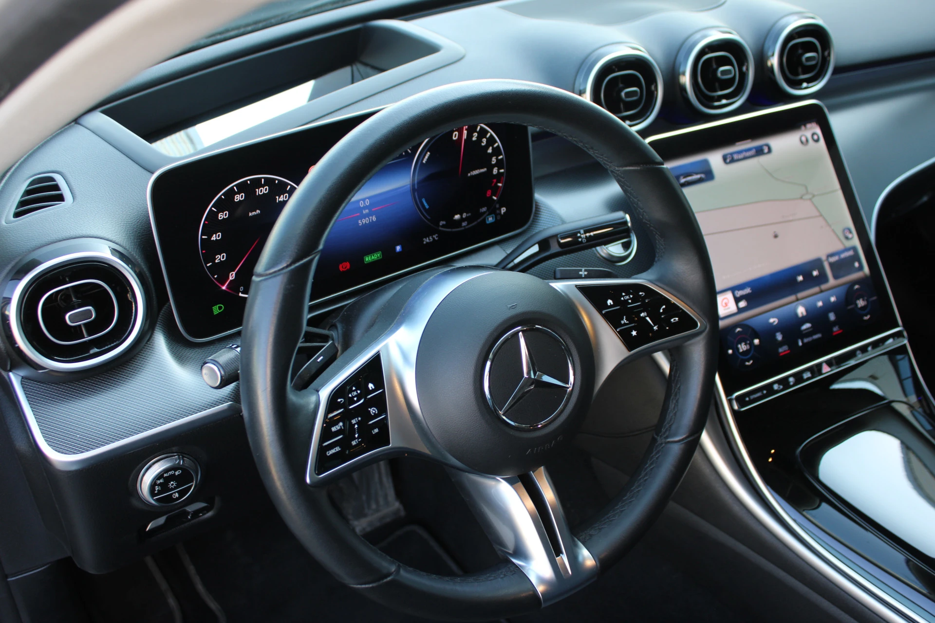 Mercedes-Benz C-Class 2023 - Estate 300e Luxury Line NIGHT PAKKET <<MAGNO GREY>> HEAD-UP SFEER CARPLAY изображение 15