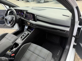Volkswagen Golf 2021 - 8 1.4 eHybrid GTE 245 PK Airco Navi Pano LED image 10