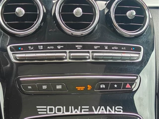 Mercedes-Benz GLC 2021 - 300e 4MATIC Panorama Luchtvering Trekhaak image 21