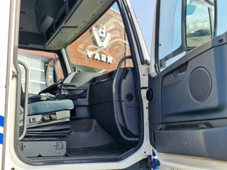 Volvo FH 2009 - 520 xl - i-shift - sliding 5th wheel - fridge obrazek 14