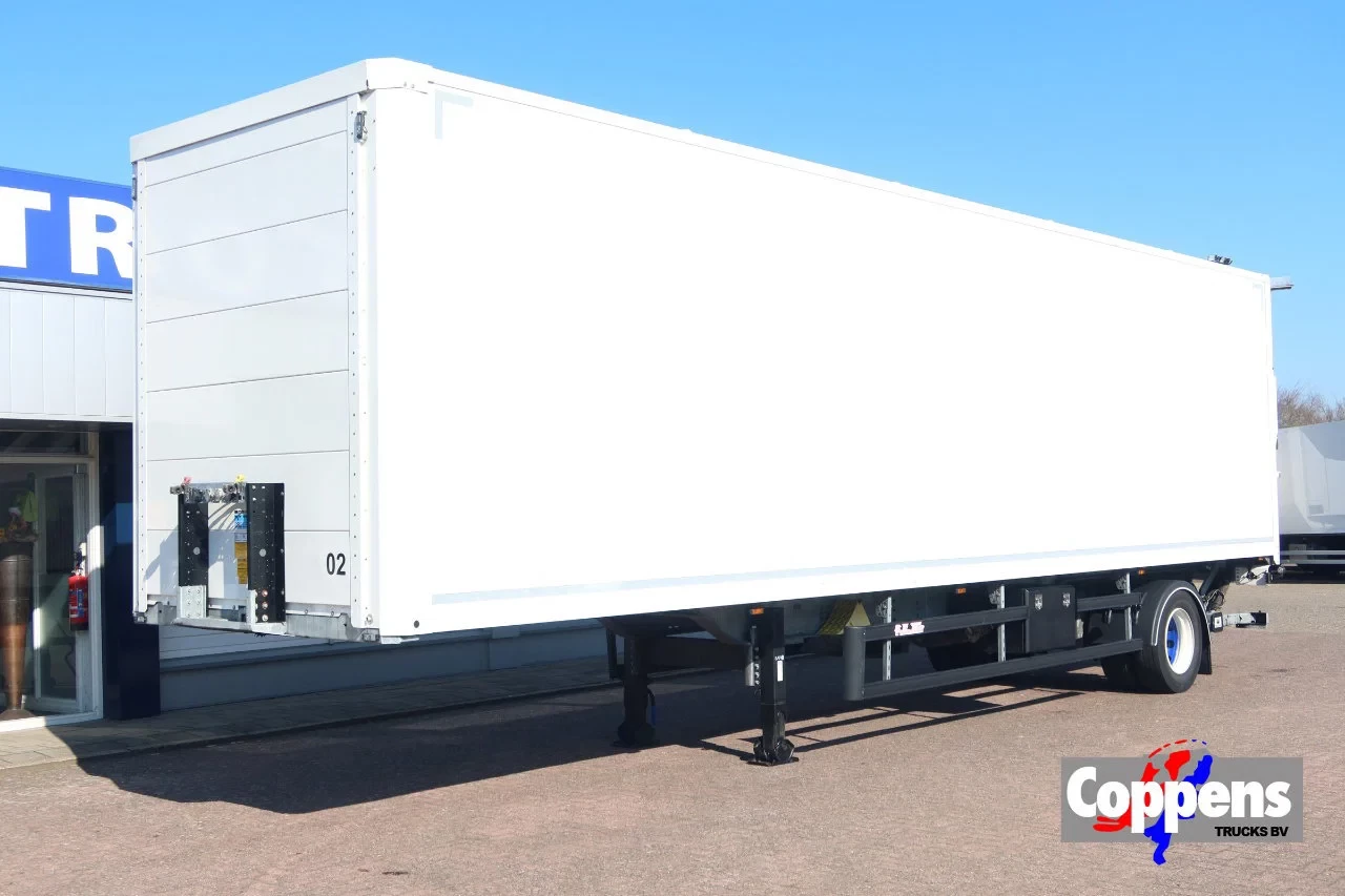 Groenewegen 2019 - Enkel as, Stuuras, City trailer geisoleerd afbeelding 1