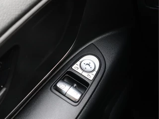 Mercedes-Benz Vito 2016 - 114 CDI Automaat DC 5 Pers. - MARGE - L2 Lang - Camera - Cruise obrazek 19