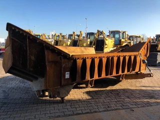 Caterpillar D9U Blade 2020 - N/A obrazek 13