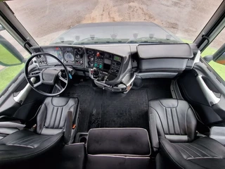 Scania T 2002 - T164-580 V8 Topline 4x2 - Original Torpedo/Hauber - Retarder - 4.70 WB - PTO/Hydraulic - Light bar - Leather seats obrazek 12