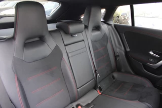 Mercedes-Benz CLA 2022 - Shooting Brake 180 AUT7 AMG NIGHT PAKKET PANORAMADAK SFEER CARPLAY TREKAAK MULTIBEAM KEY-LESS GO zdjecie 17