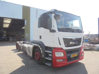 MAN TGS 2016 - 6X2 1 CYLINDER NOT OK bild 3